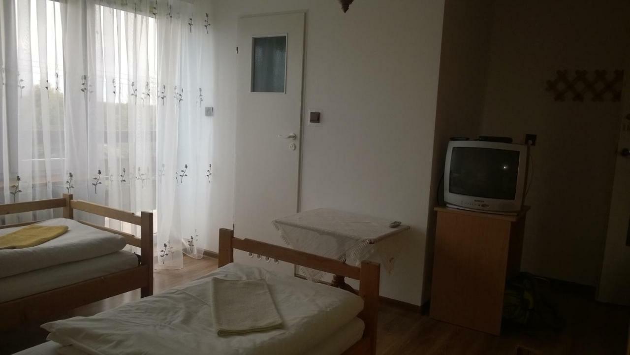 Agrohotelik-Gospodarstwo Agroturystyczne Mrągowo Buitenkant foto