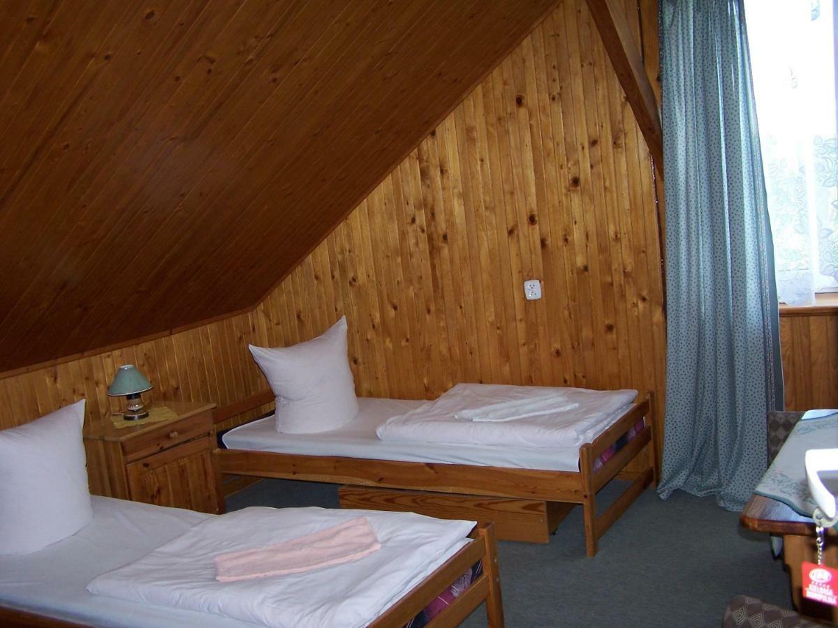 Agrohotelik-Gospodarstwo Agroturystyczne Mrągowo Buitenkant foto
