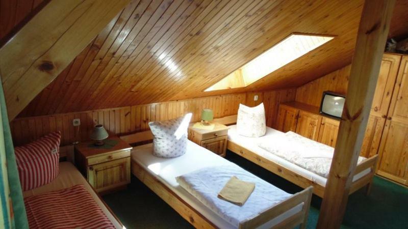 Agrohotelik-Gospodarstwo Agroturystyczne Mrągowo Buitenkant foto